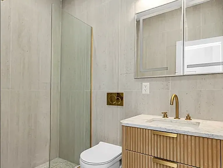 19 Saint Marks Pl #4 — Photo 3