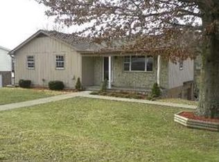 139 Morningside Dr, Elkview, WV 25071