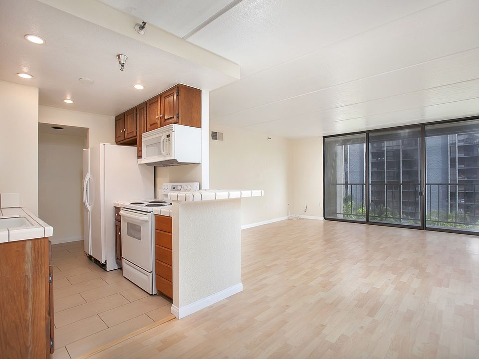 1st image of 1333 8th Ave Unit 404