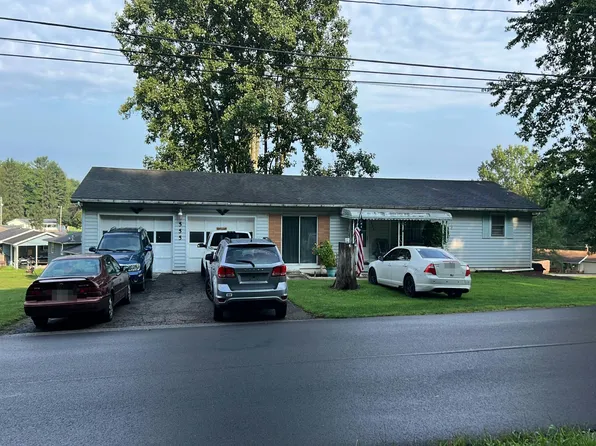 555 N State St, Crooksville, OH 43731