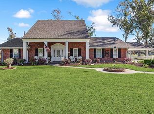 11 Palmer Dr, Luling, LA 70070