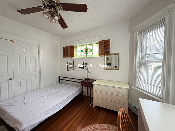 3rd image of 102 W Adams St #1F