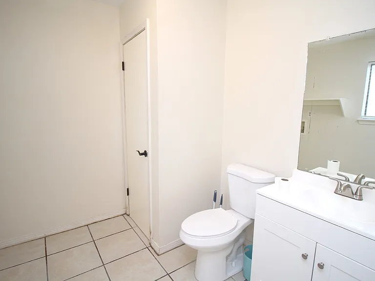 316 Teakwood Cir — Photo 13