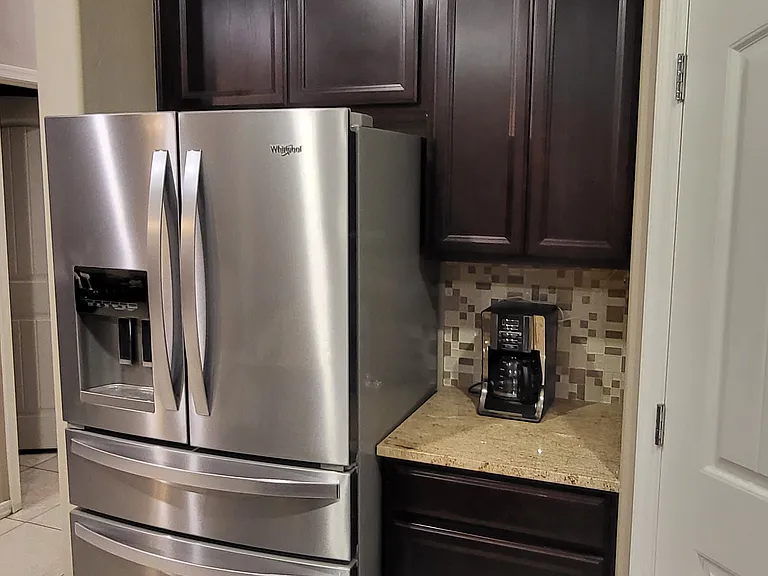 2122 W Ephesus Ct — Photo 5