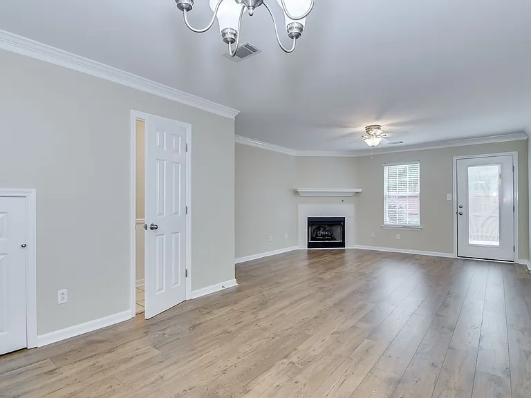4691 Brookwood Ln — Photo 12