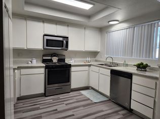 Crown Point, West Covina, CA 91792