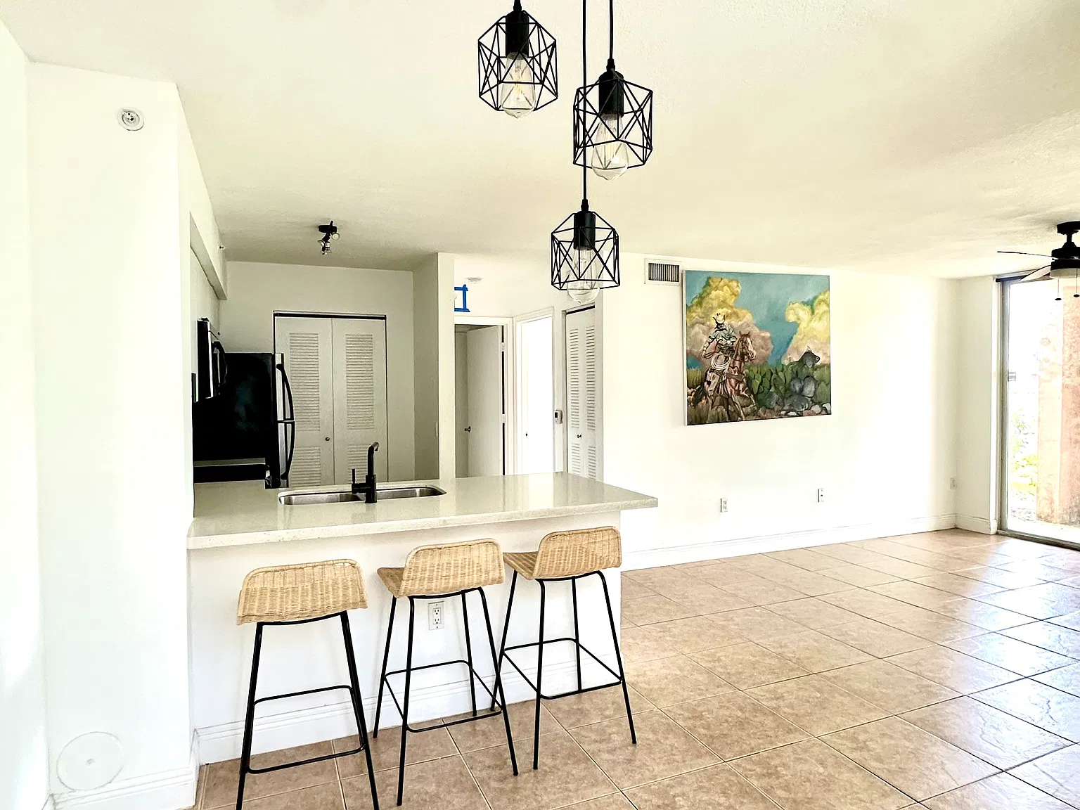 1 bed, 700 sqft, $1,960 — Photo 2