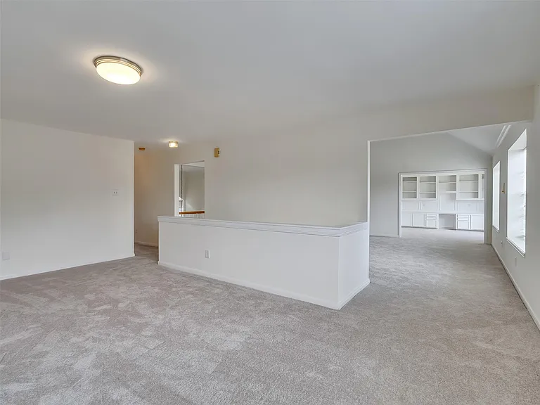 1127 Gloria Ct — Photo 36