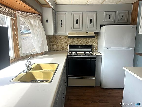 3rd image of 325 Kelly Road #TRLR A6