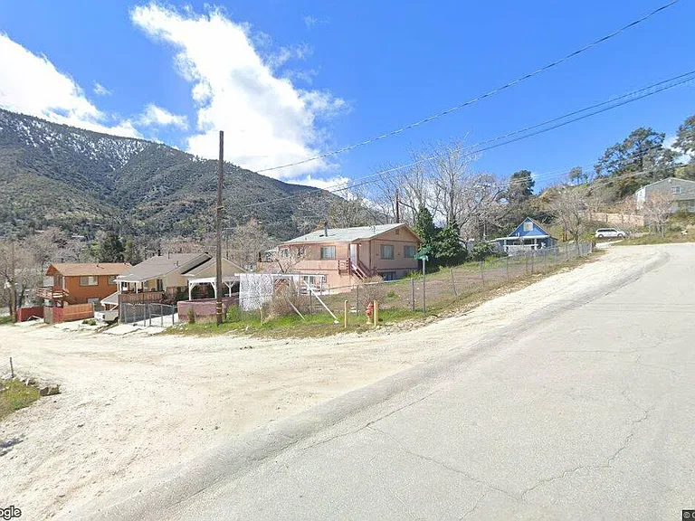733 Canada Trl — Photo 19