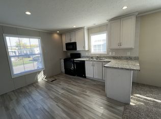 4608 Compton Ct #649, Sterling Heights, MI 48310