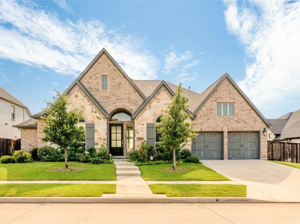 7013 Salmon Springs Dr, Argyle, TX 76226
