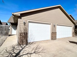 3600 W 93rd St APT 1, Sioux Falls, SD 57108
