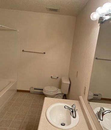 5th image of 705 Bruce Ct APT 5