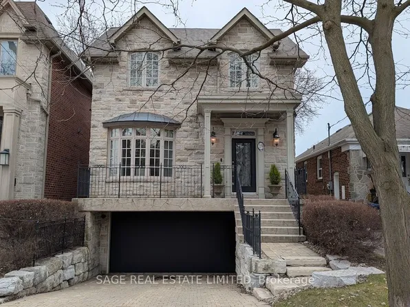 19 Carmichael Ave, Toronto, ON M5M 2W5
