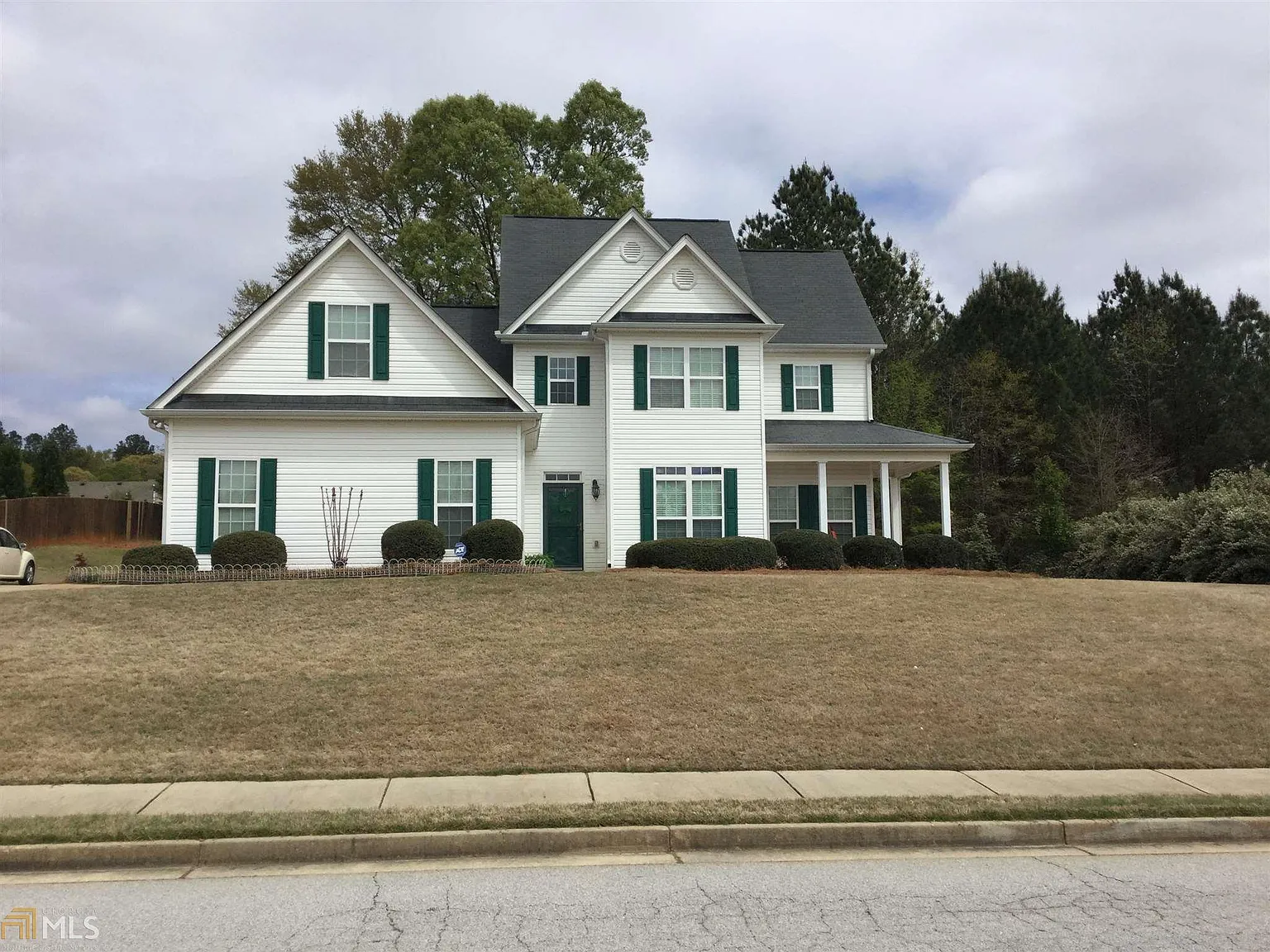 210 Magnolia St photo 1