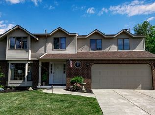 11 Schultz Rd, Orchard Park, NY 14127