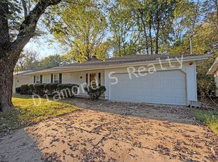 2910 E Monroe Ter, Springfield, MO 65802