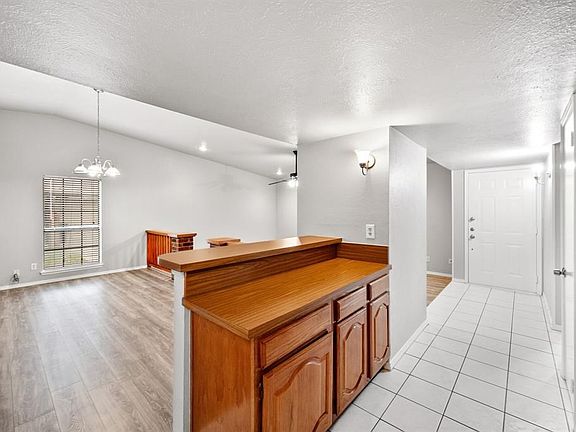 4th image of 2307 Havenwood Dr