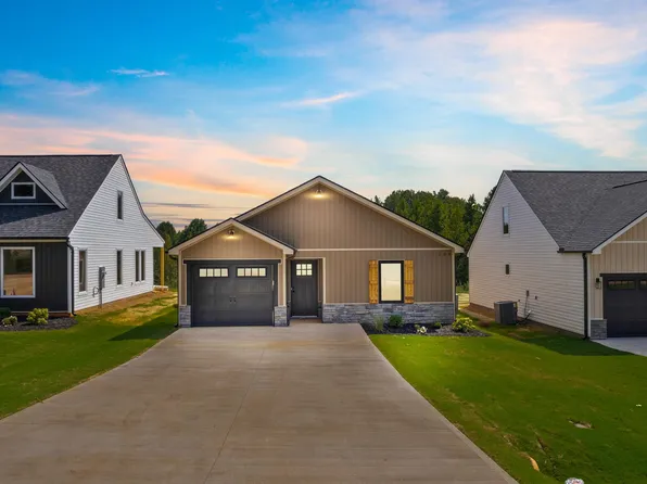 126 Lowe Rd, Chesnee, SC 29323