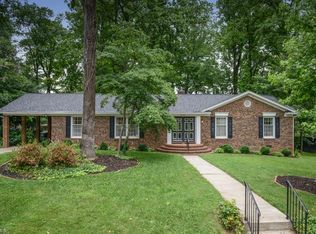 3704 Hickory Hill Dr, Greensboro, NC 27410