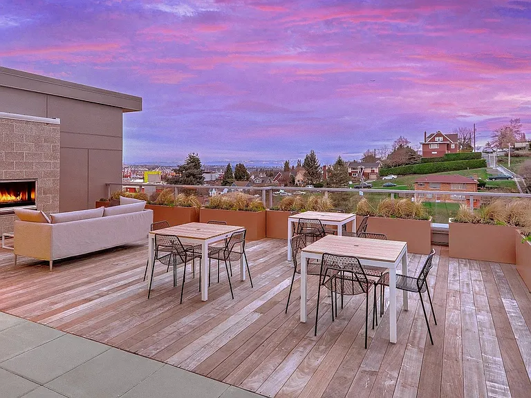 Enjoy the best views of Seattle from our intimate roof top