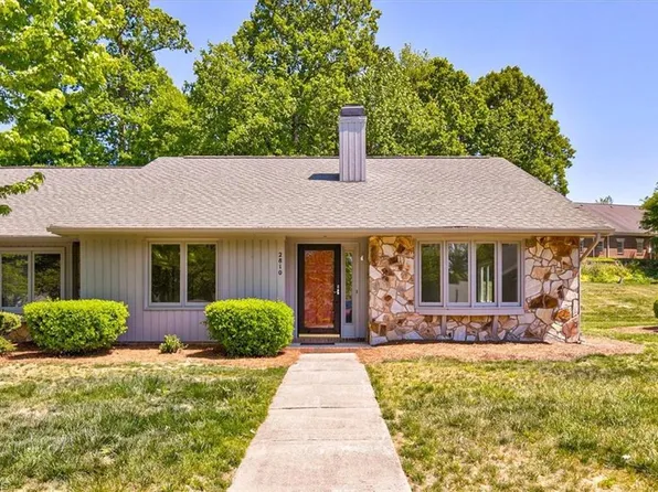 2810 Spring House Pl, Greensboro, NC 27410