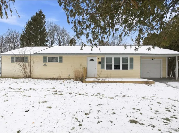 27 Wexford Rd, Syracuse, NY 13214