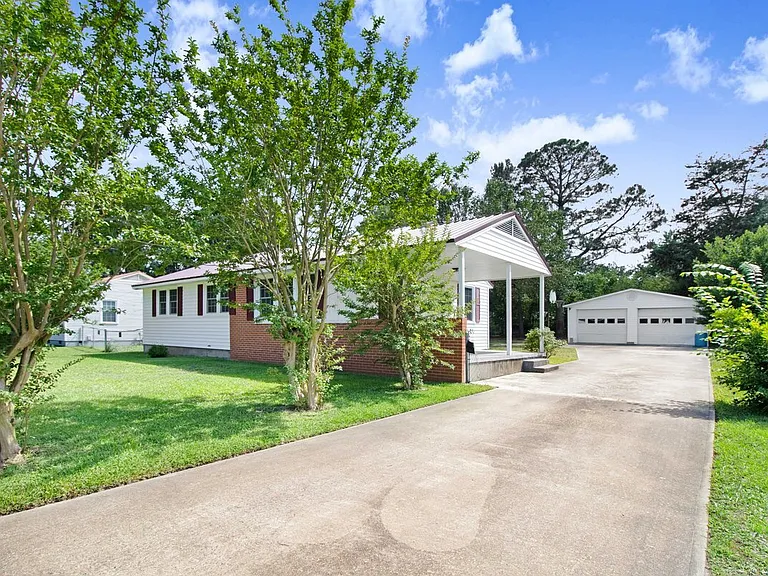 1307 North Dr — Photo 3