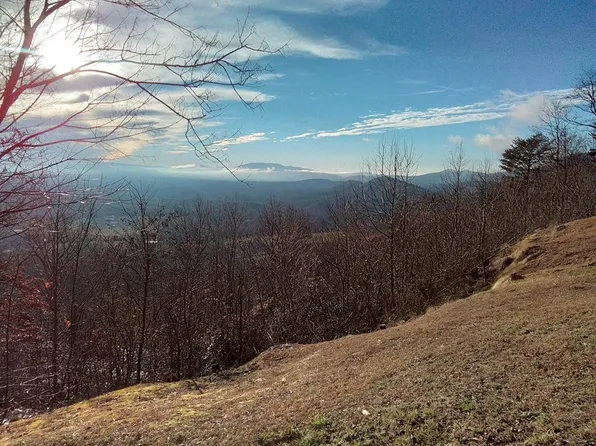 1500 Bear Mountain Road, Murphy, NC 28906