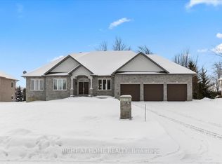 6833 Suncrest Dr, Ottawa, ON K4P 0B2