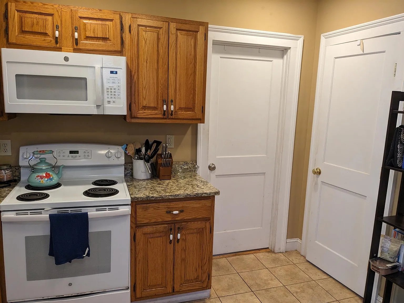 5 bed, 1788 sqft, $3,875 — Photo 3