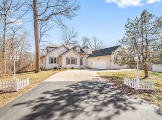 3892 E 2603rd Rd, Sheridan, IL 60551