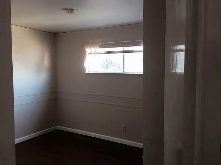 6691 Mirabeau Dr — Photo 8
