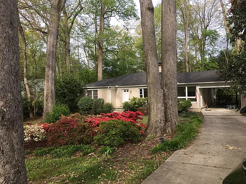 1198 McConnell Dr Photo 1