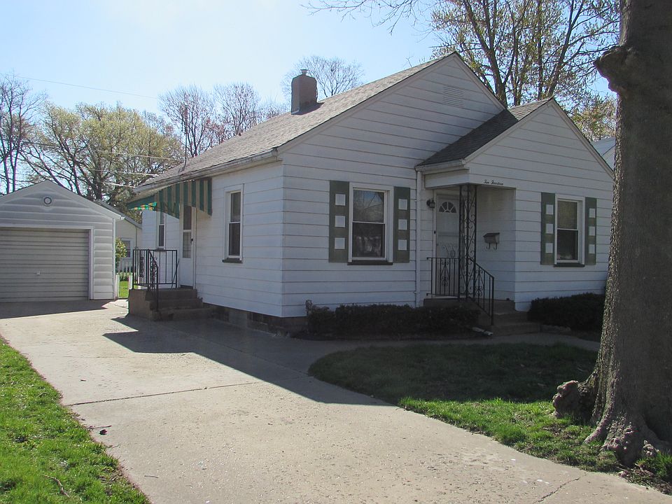 1st image of 1014 S 13th St