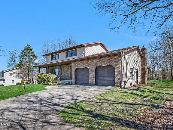 2nd image of 1031 Forest Rd