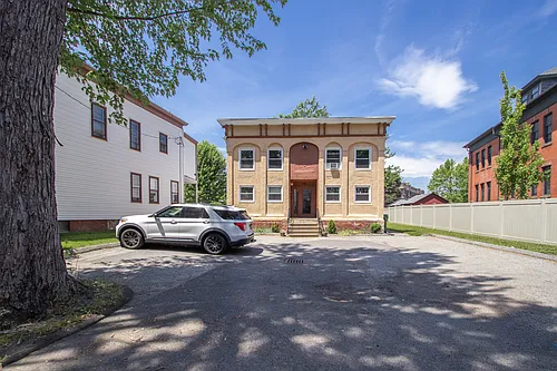 76 Meadow St #D Photo 1 76 Meadow St #D Photo 1