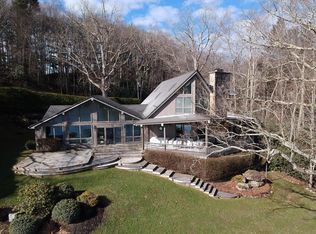 85 Flat Top Lake Rd, Ghent, WV 25843