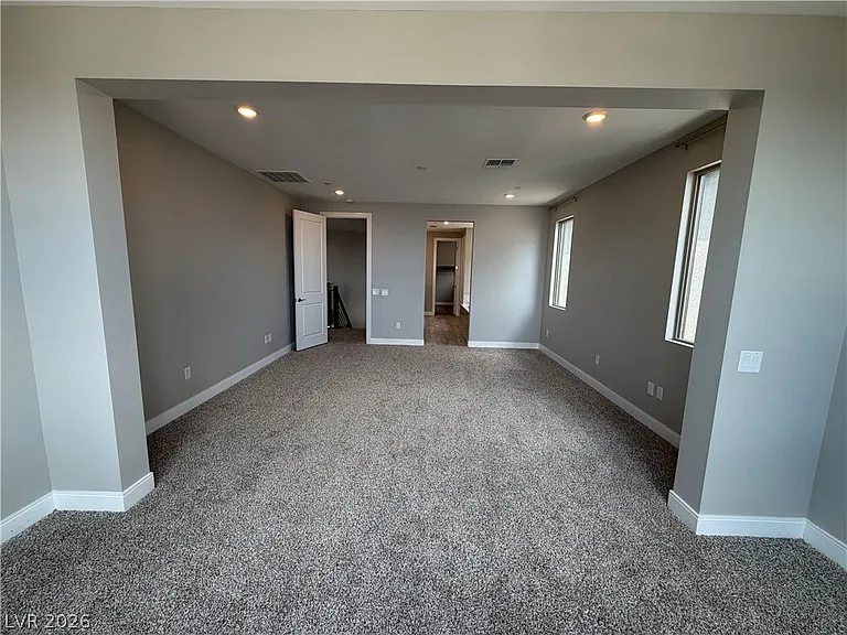 400 Red Feather Peak Ct — Photo 17