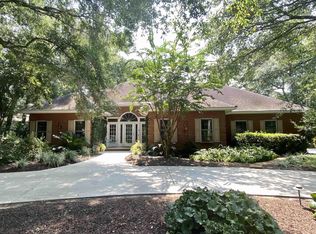 16 McLeod Ct, Pawleys Island, SC 29585