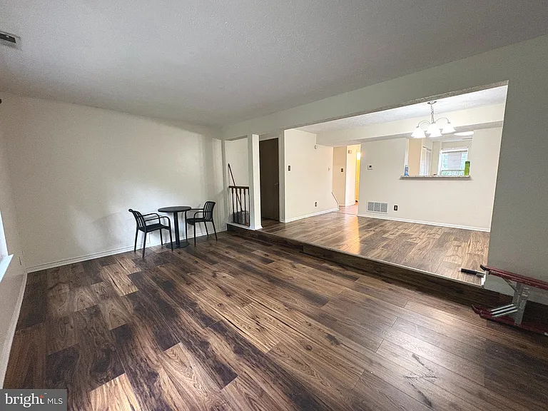 16 Dorchester Cir — Photo 6