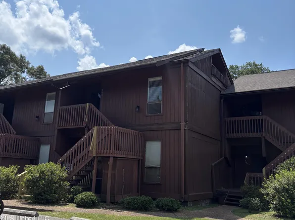 248 Lakeside Villa #J, Diamondhead, MS 39525