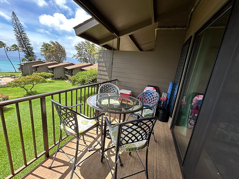 Lower Honoapiilani Rd — Photo 8