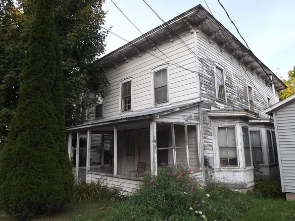 490 Front St, New Albany, PA 18833