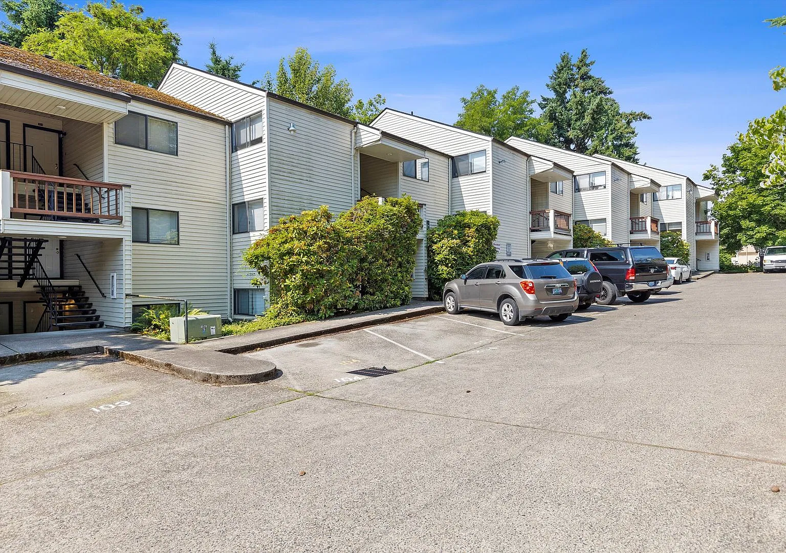 Second Wind Apartments — Photo 1