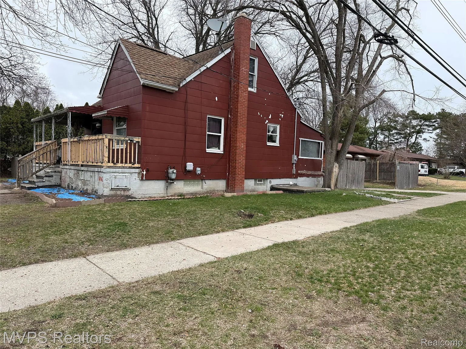 28504 Norwood Ave photo 1