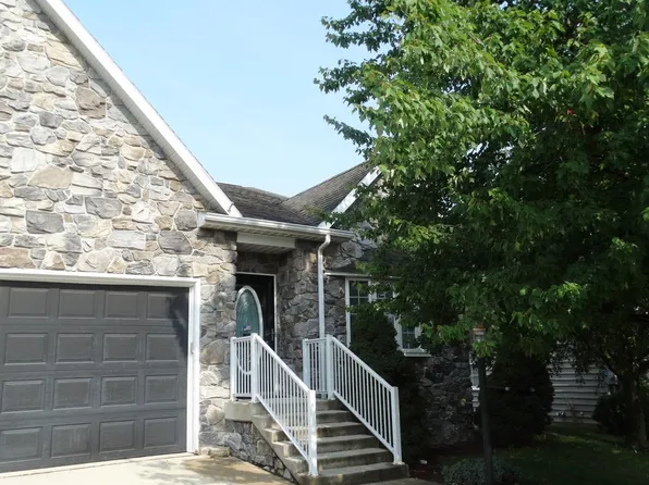 14258 Shelby Cir, Hagerstown, MD 21740