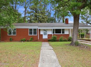 111 Alexander Cir, Greenville, NC 27858