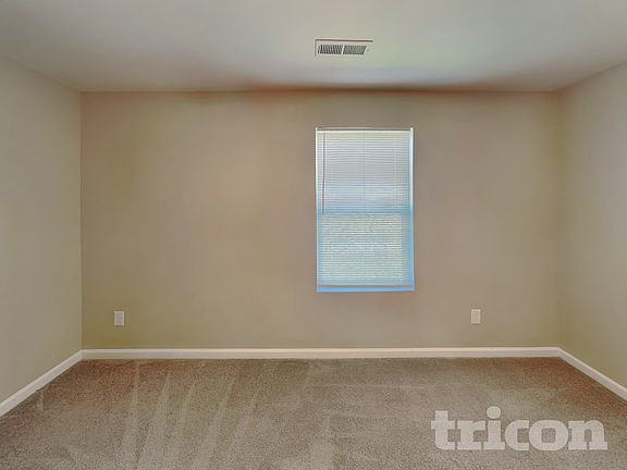 4th image of 808 Caper St